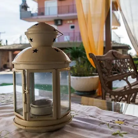 Διαμέρισμα Comfy Nest In A Garden, 1,5km To The Sandy Beach Kánalos